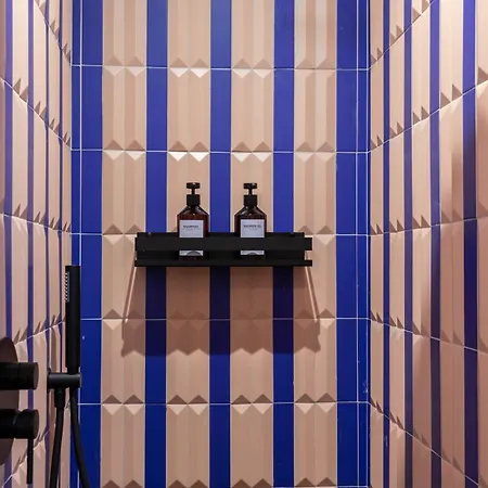Popcors - Your Stylish Escape In The Vibrant Heart Of Gasthof 3*